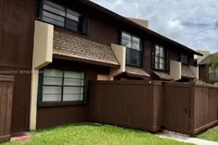 6251 SW 116th Pl, Miami, FL 33173 - Photo 1
