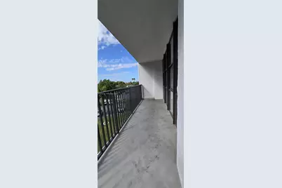 800 Parkview Dr #430, Hallandale Beach, FL 33009 - Photo 42