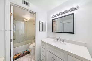 320 Seaview Ct, Marco Island, FL 34145 - Photo 28