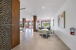 320 Seaview Ct, Other City - In The State Of Florida, FL 34145 - Photo 4