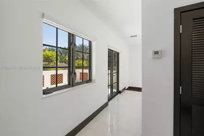 519 Alhambra Cir, Coral Gables, FL 33134 - Photo 48