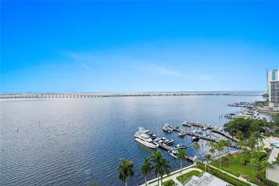 1541 Brickell Ave #C1607, Miami, FL 33129 - Photo 8