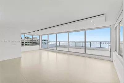 1541 Brickell Ave #C1607, Miami, FL 33129 - Photo 4