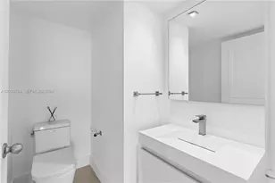 1541 Brickell Ave, Miami, FL 33129 - Photo 18