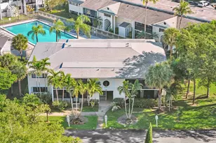 831 NE 199th St, Miami, FL 33179 - Photo 26