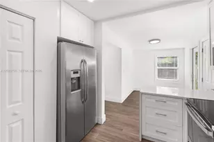 900 Tangier St, Coral Gables, FL 33134 - Photo 16