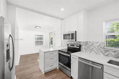 900 Tangier St, Coral Gables, FL 33134 - Photo 18