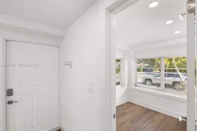 900 Tangier St, Coral Gables, FL 33134 - Photo 4