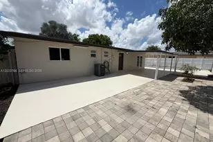 19255 NW 47th Pl, Miami Gardens, FL 33055 - Photo 14