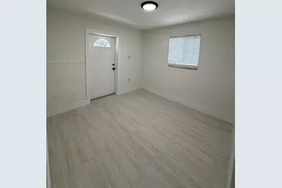 19255 NW 47th Pl, Miami Gardens, FL 33055 - Photo 10