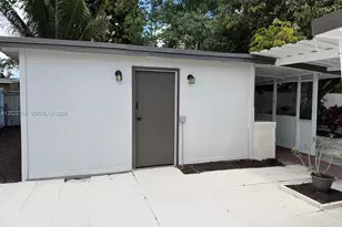 19255 NW 47th Pl, Miami Gardens, FL 33055 - Photo 16
