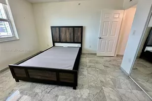 1155 Brickell Bay Dr, Miami, FL 33131 - Photo 12
