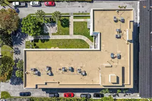 10240 Collins Ave, Bal Harbour, FL 33154 - Photo 26