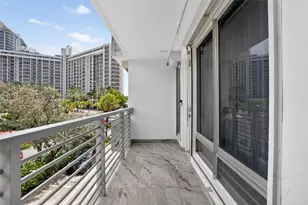 10240 Collins Ave, Bal Harbour, FL 33154 - Photo 20