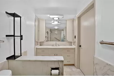 10240 Collins Ave #207, Bal Harbour, FL 33154 - Photo 8