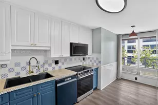 10240 Collins Ave, Bal Harbour, FL 33154 - Photo 12