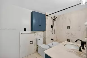 10240 Collins Ave, Bal Harbour, FL 33154 - Photo 4