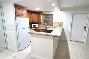 2400 NE 10th St, Pompano Beach, FL 33062 - Photo 4