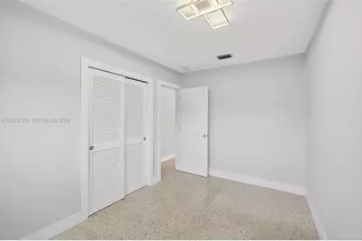 709 NW 9th Ct, Hallandale Beach, FL 33009 - Photo 32