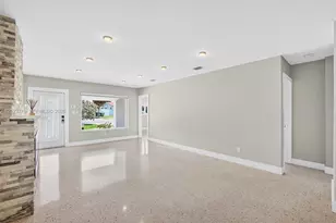 709 NW 9th Ct, Hallandale Beach, FL 33009 - Photo 14