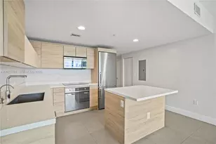16385 Biscayne Blvd, North Miami Beach, FL 33160 - Photo 10