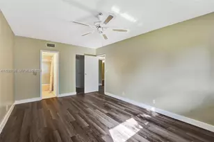 1030 Country Club Dr, Margate, FL 33063 - Photo 20
