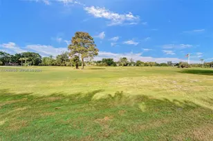 1030 Country Club Dr, Margate, FL 33063 - Photo 28