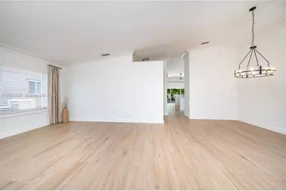 1601 SW 106th Ter, Davie, FL 33324 - Photo 16