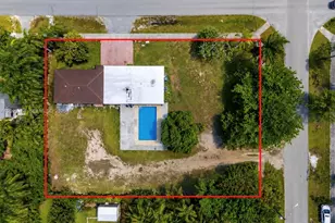 329 NW 13th St, Homestead, FL 33030 - Photo 2