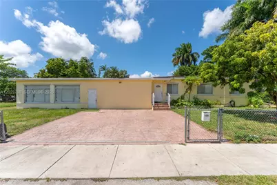 329 NW 13th St, Homestead, FL 33030 - Photo 6