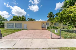 329 NW 13th St, Homestead, FL 33030 - Photo 6