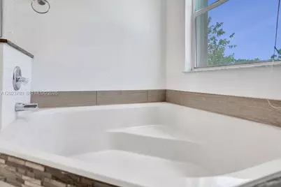 21461 Sawmill Ct, Boca Raton, FL 33498 - Photo 56