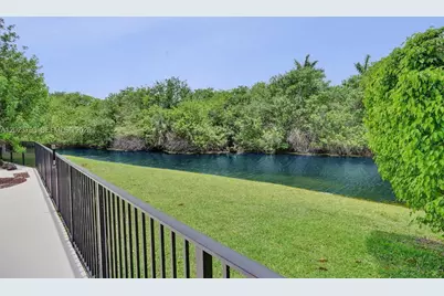 21461 Sawmill Ct, Boca Raton, FL 33498 - Photo 12
