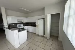 11419 NW 76th Terrace, Doral, FL 33178 - Photo 6