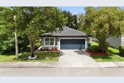 2181 NW 162nd Ter, Pembroke Pines, FL 33028 - Photo 2