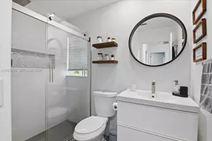2181 NW 162nd Terrace, Pembroke Pines, FL 33028 - Photo 22