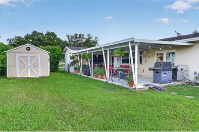 18543 SW 91st Ave, Cutler Bay, FL 33157 - Photo 32