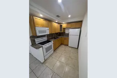 750 NW 43rd Ave #515, Miami, FL 33126 - Photo 4