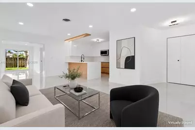 7860 NW 12th St, Pembroke Pines, FL 33024 - Photo 2