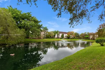 10105 W Sunrise Blvd #306, Plantation, FL 33322 - Photo 26