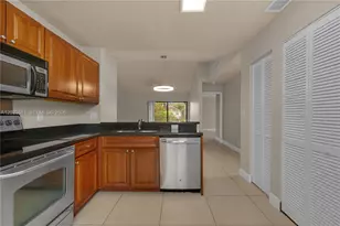 10105 W Sunrise Blvd, Plantation, FL 33322 - Photo 10