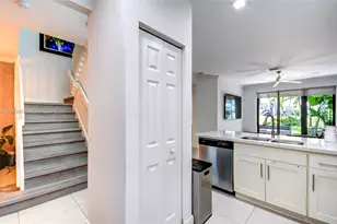 5820 NW 104th Ct, Doral, FL 33178 - Photo 12
