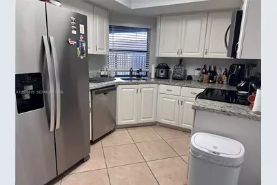 15205 SW 48th Ter #H-80, Miami, FL 33185 - Photo 1