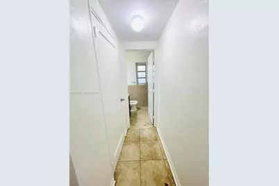 1020 SW 36th Ct, Miami, FL 33135 - Photo 20