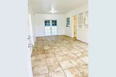 1020 SW 36th Ct, Miami, FL 33135 - Photo 18