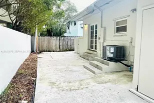 [Address not provided], Miami, FL 33135 - Photo 32