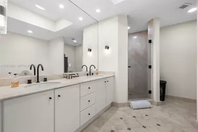 [Address not provided], Miami Beach, FL 33139 - Photo 20