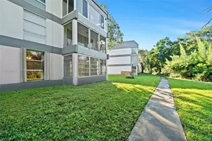 [Address not provided], Pembroke Pines, FL 33027 - Photo 28