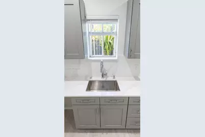 1438 Meridian Ave, Miami Beach, FL 33139 - Photo 8