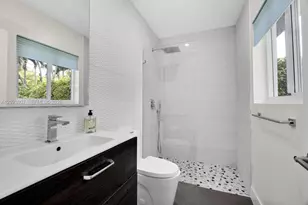 6610 Santona St, Coral Gables, FL 33146 - Photo 18